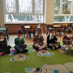ćwiczenie prawidłowego wydmuchiwania nosa.jpg