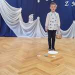 Filip podczas recytacji wiersza