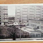 przedszkole pośród bloków